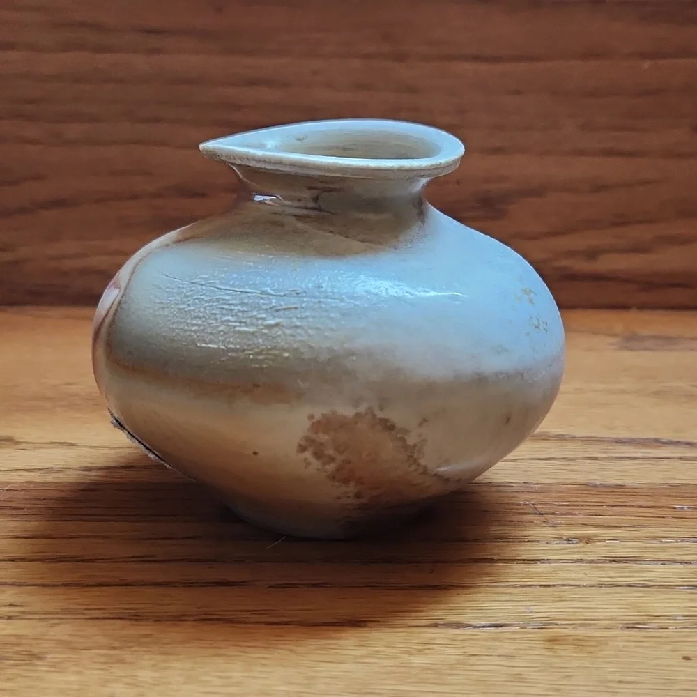 Handcrafted Ceramic Vase - Earth Tones - Picture 2 of 8
